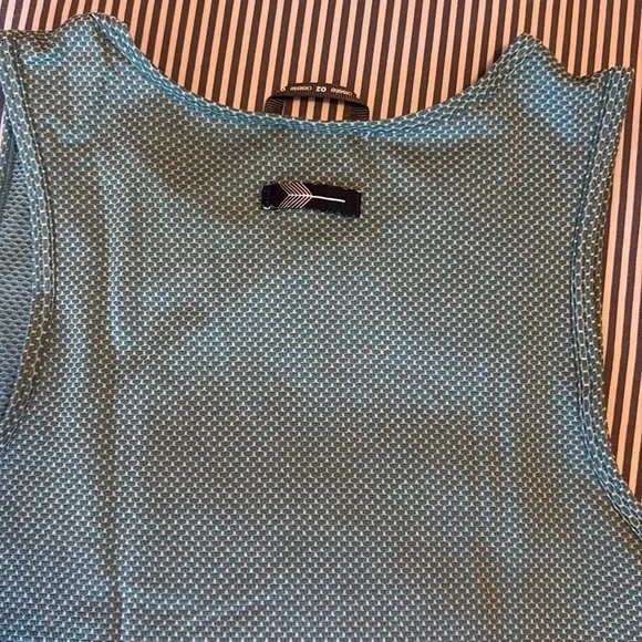 Oiselle fly out tank - Picture 3 of 3